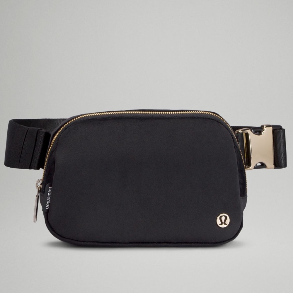 Lululemon Everywhere Belt Bag *Velour 1L NWOT